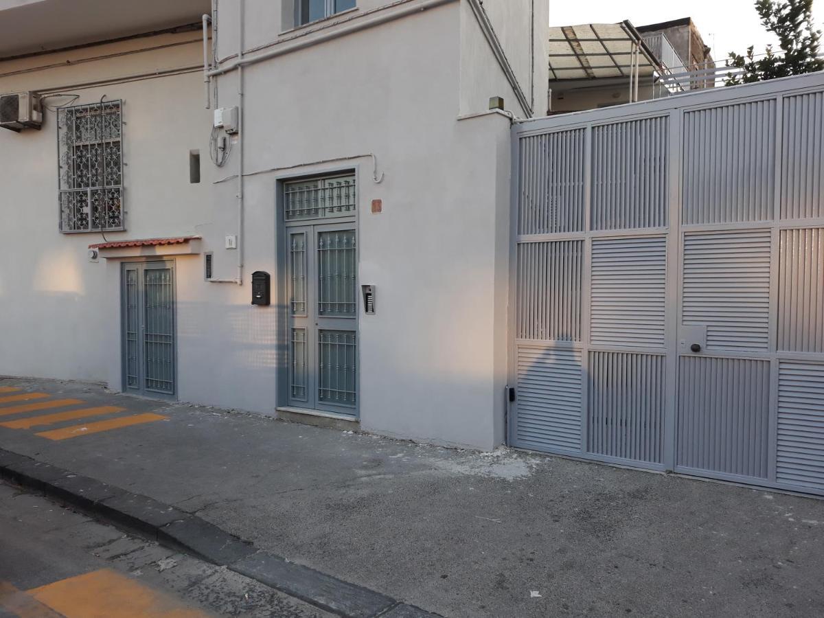 La Casetta Arancione Nell'Aeroporto Di Napoli Apartment Bagian luar foto