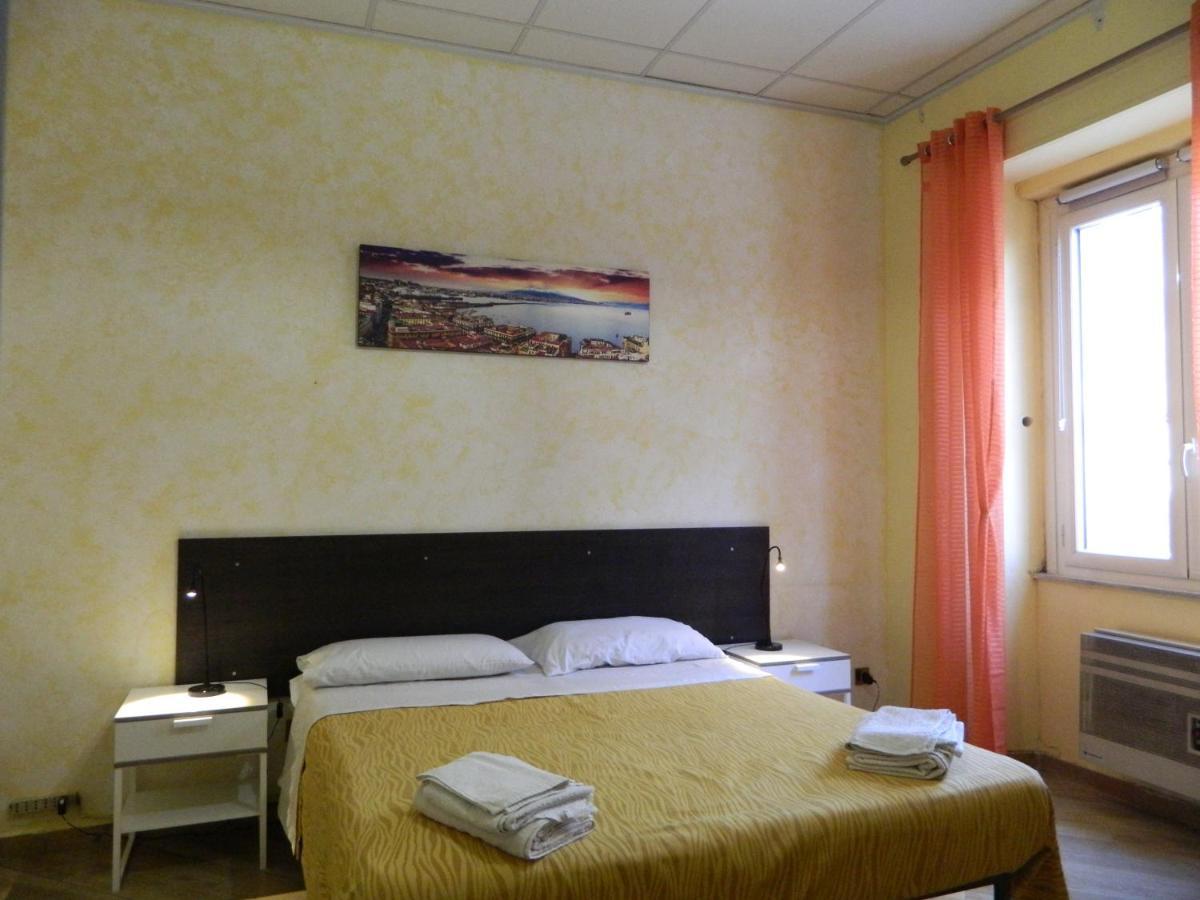 La Casetta Arancione Nell'Aeroporto Di Napoli Apartment Bagian luar foto